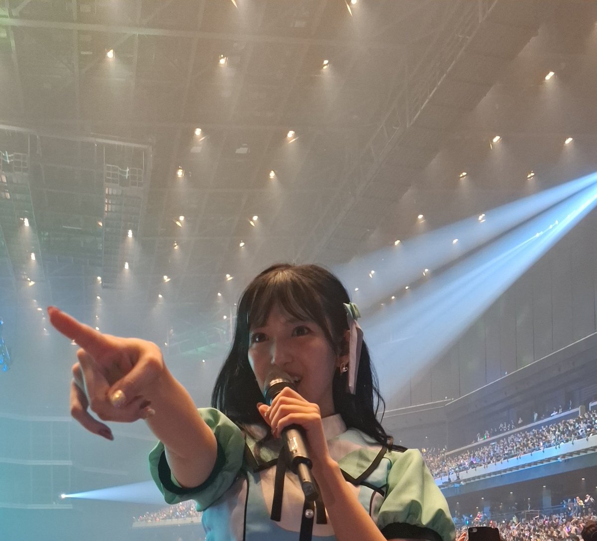 5656_1973's tweet photo. 昨日のコンサートは席にも恵まれ、撮影可能タイムではみうちゃんを目の前で見れました☺️
今日からまた仕事頑張れます😀
写真は撮るの下手なのでお見せできるような物がほとんどありませんでした😅
#下尾みう https://t.co/duOVWAQhS2