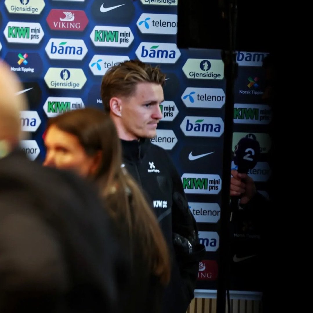 FabrizioRomano's tweet photo. 🫂Martin Ødegaard: “For me, Cristiano Ronaldo is a role model in every way”.

“He was very kind to me and helped me a lot as a player at Real Madrid. I will not forget that”.

“It’s every kid’s dream to play with him. The feeling of being around him and playing with him was amazing”.