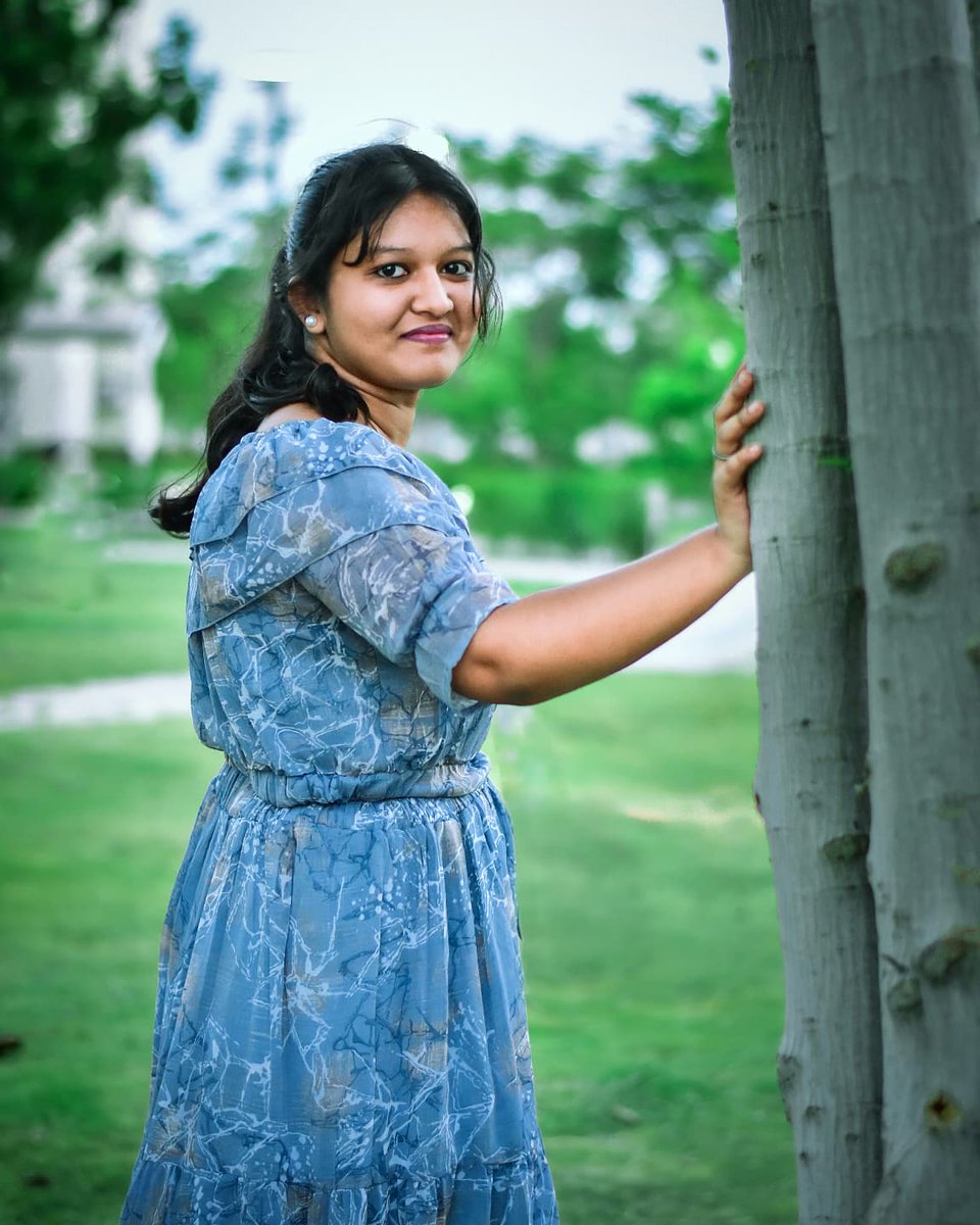 GabrielGuerfe's tweet photo. 💙💚. In frame : @yaminivasapalli.. NikonD3400, 50mm f1. 8 📷
@nikonindiaofficial.. @lightroom ⚙.. #yamini #yaminivasapalli #srikakulam #srikakulamphotography #teluguammayi #traditional #traditionalshoot #photooftheday #photoshoot #shooting https://t.co/5tE1XiQFQH