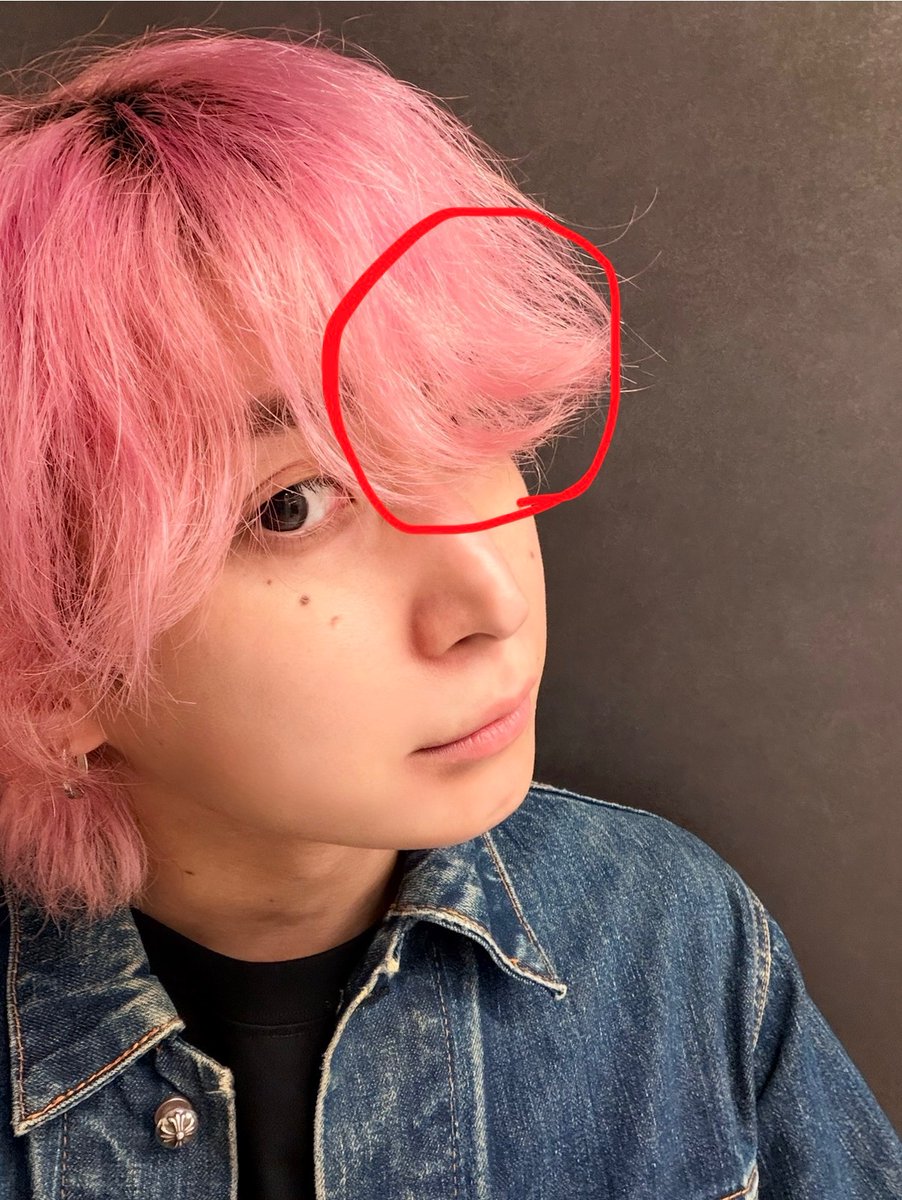 SAK_SAK_SAKUMA's tweet photo. 最近、前髪くんの癖が凄いんだけど、
前向きな事はいい事だから許すしかないか。 https://t.co/A8p50zM65A