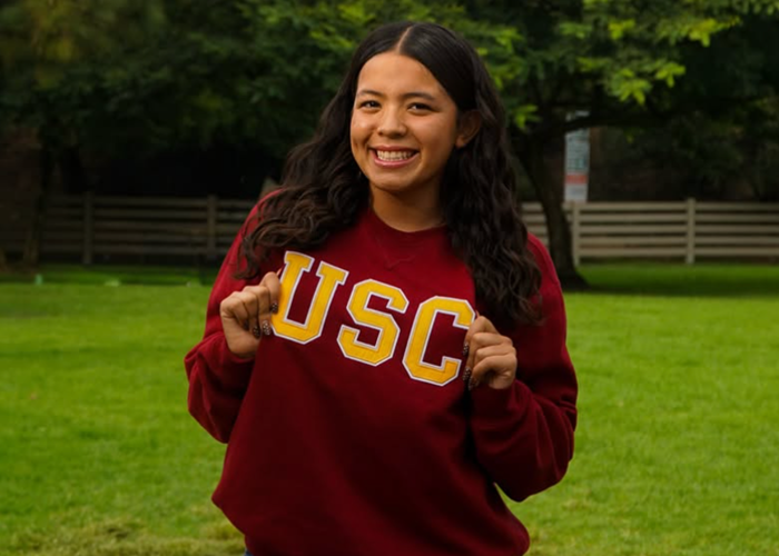 SwimmingWorld's tweet photo. USC Kickstarts 2028 Recruiting With Verbal From In-State Distance Freestyler Cassie Espinoza - https://t.co/hFYW8wVnqE @USCswim https://t.co/g4jmki2X4R
