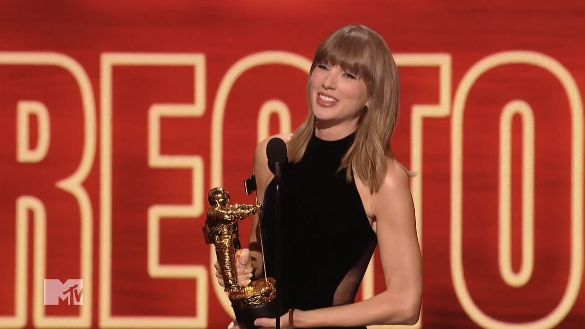 camintofolklore's tweet photo. MY GIRL 🥹
#vma #taylorswift https://t.co/M8K7IKdFrN