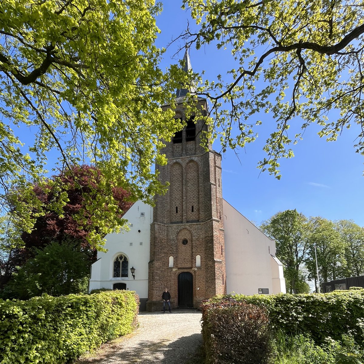 victorfew's tweet photo. *** ENSPIJK ***
Hervormde kerk. #toeristineigenland #ontdekjeplekje #nederland #thenetherlands #travel #traveller #dutch #wanderlust #ignederland #ignetherlands #igtraveller #enspijk #geldermalsen #westbetuwe #kerk https://t.co/6nZMt5wUzR