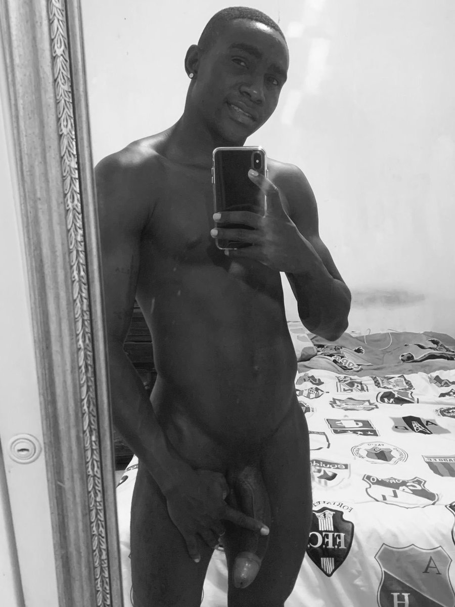 HotBoys2006's tweet photo. Uff Que Rico Negro Vergon Rt Para Mas 😏😈! https://t.co/09nsRpl5ky