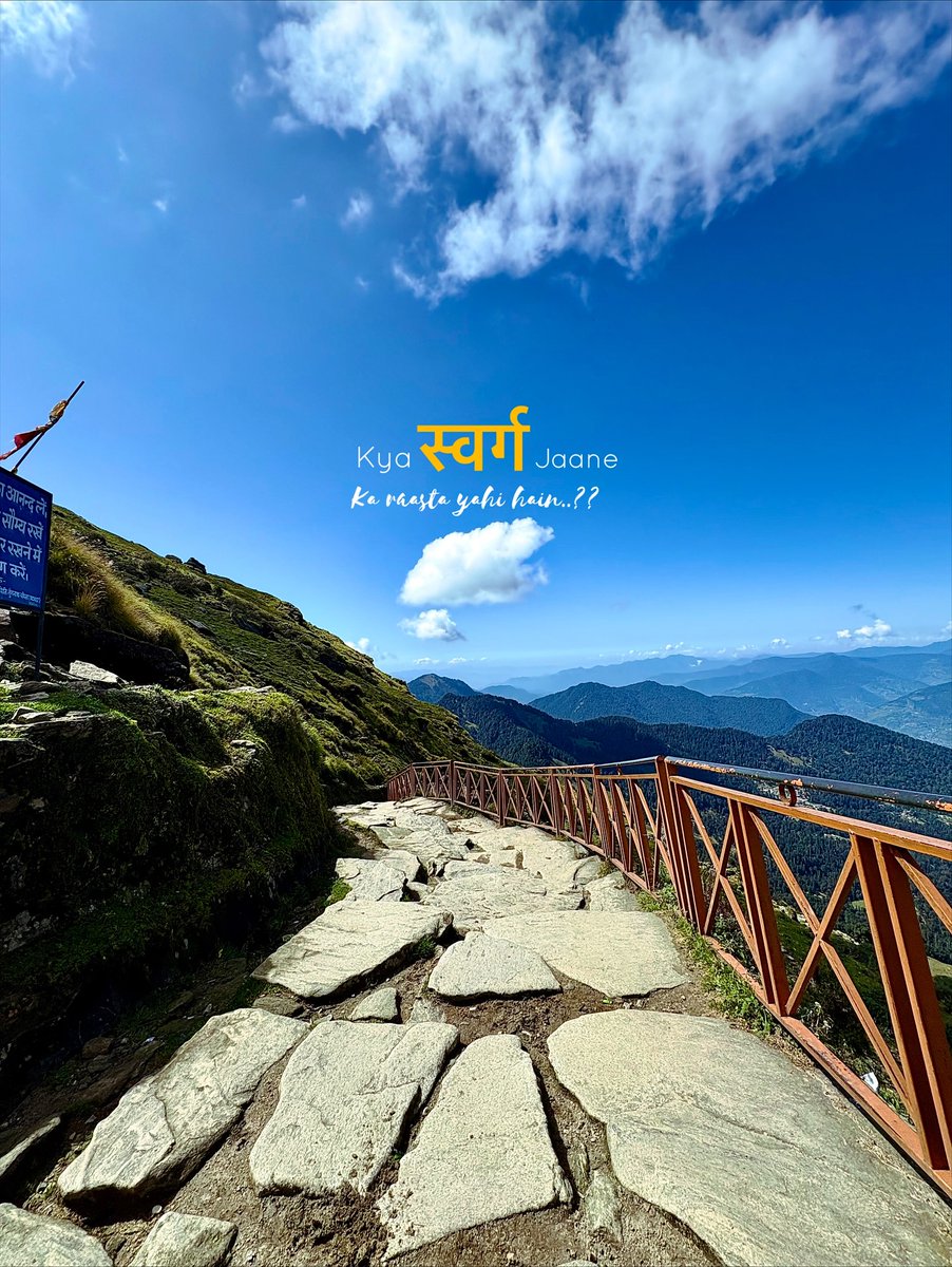 gaara2906's tweet photo. Where heaven touches the earth — Chandrashilla at sunrise, and the mountains whisper unconditional love. ” 🌄💫

Follow me @_akhill. sh for more posts like this. #ChandrashillaTrek #Chandrashilla #Tungnath #Deoriatal #HimalayanHeaven #HeavenOnEarth https://t.co/BbV5iCdW1K