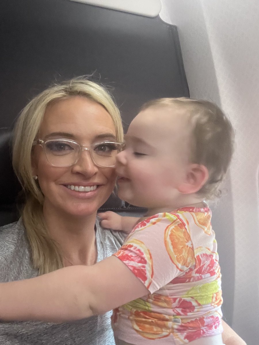 kayleighmcenany's tweet photo. There is truly no more perfect way to end an interview. 

Thank you to @FoxNews for the opportunity. See you tomorrow at 8am on @foxandfriends ! https://t.co/naSVTMGMxl