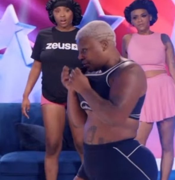 japends's tweet photo. Y’all better leave tesehki alone!!! #BaddiesUsa #BaddiesUsaReunion https://t.co/infyy9ZN5h