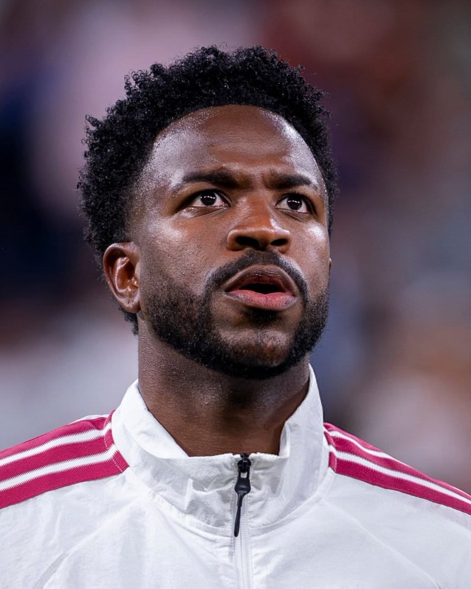 theMadridZone's tweet photo. 🗣️ Savio: “Vinícius Jr. is going through a period harder than ANY he has had at Real Madrid. 

But this is NORMAL. All players go through good and bad, it is a part of football.

But, he WILL get through this because he has the talent and ability. We have to wait.” https://t.co/6MM4xJ6TZd