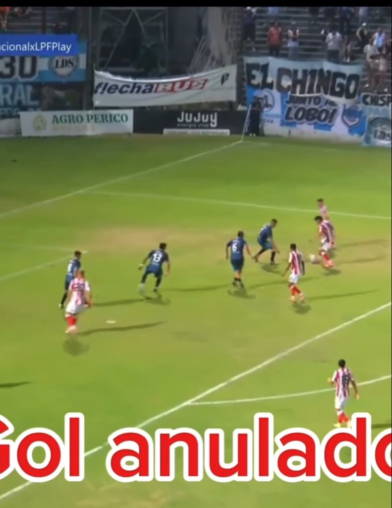 diego_isas's tweet photo. Esto ya no da para más. Off side cobró, terminaba en gol. https://t.co/SCco4BC2Gq