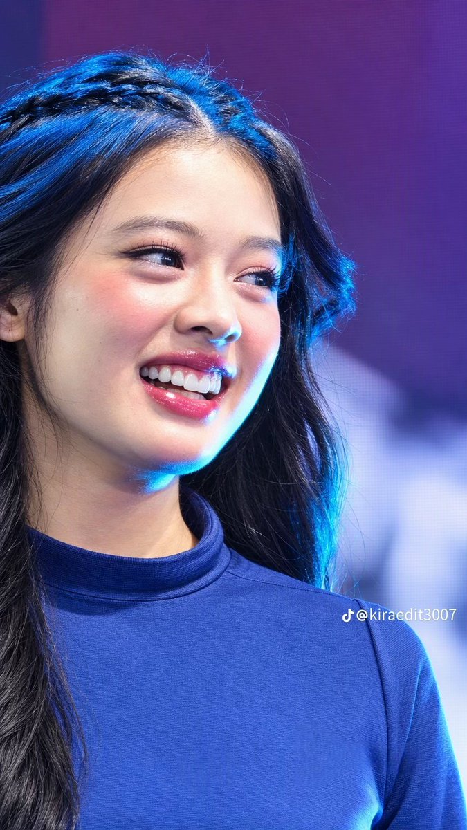 blunarryesh's tweet photo. Apa ini haaaaa gilaaakkk mabok aku https://t.co/i5zhSwdkYd