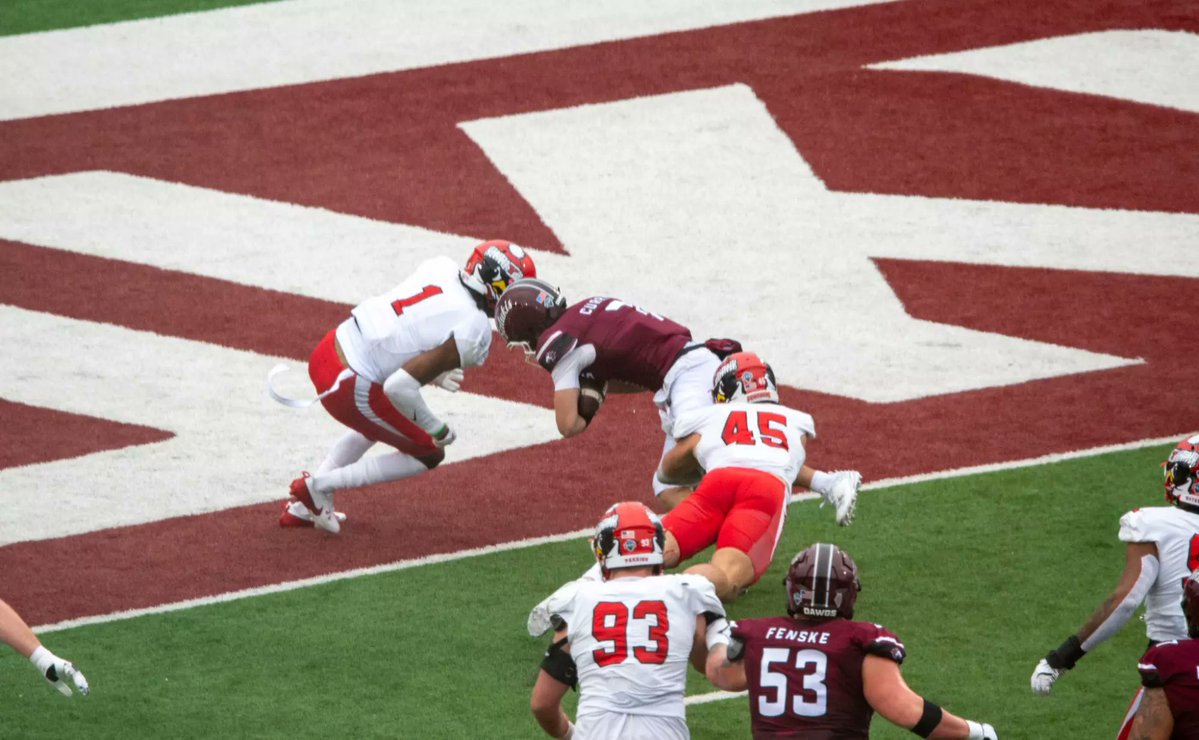 _LukePMartin's tweet photo. Nick Hill has coached the most MVFC games against Youngstown St. in his career at SIU. Saturday will mark his 11th against the Penguins as head coach.

Since YSU joined the MVFC/Gateway in 1997, they have played SIU every season. 29 league games and YSU leads the series 17-12. https://t.co/hMWsQ4O7Ei
