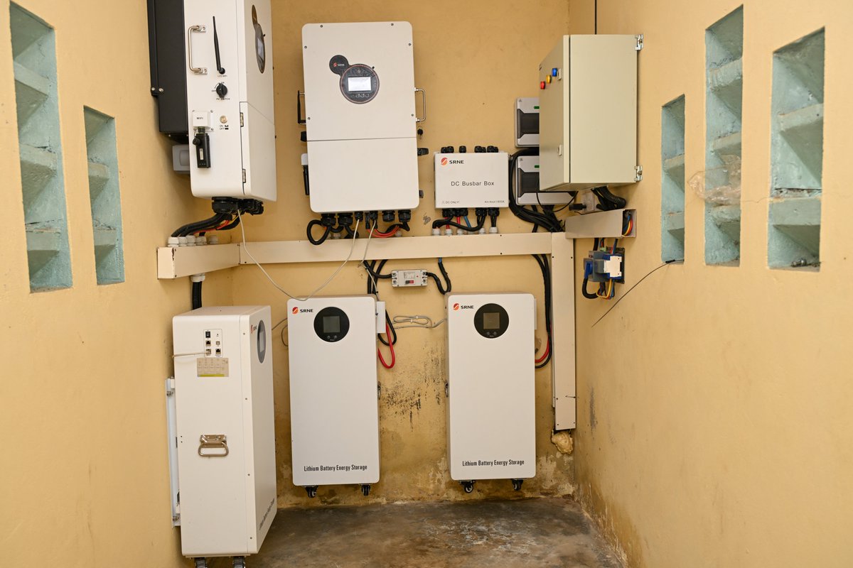 PowerUpEveryone's tweet photo. At the Makueni Dairy Farmers Cooperative Society, we saw how solar power can support farmers through lower energy costs, reliable milk cooling and reduced post-harvest losses.
A practical example of how renewable energy can strengthen livelihoods and local economies #PowerUpKenya https://t.co/b2XwUPpzi9