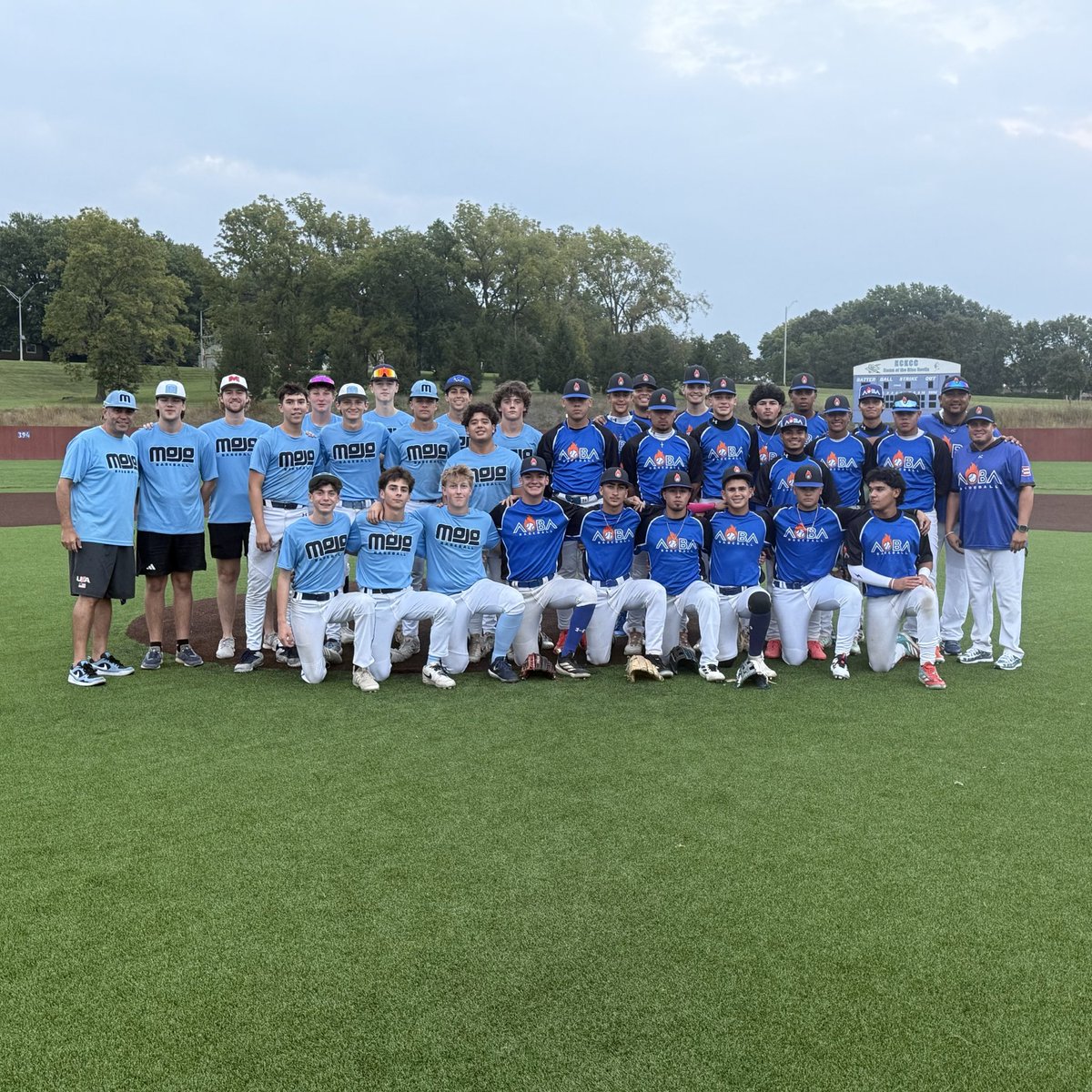 MBC_Prospects's tweet photo. Great day for our MOJO guys at the @KCKbaseball Program Day. We also had the opportunity to compete against, AOBA (Albergue Olímpico Baseball Academy), a team from Puerto Rico, a great reminder that baseball reaches far beyond Kansas and brings people together from all over. https://t.co/vaj0eX3BSH
