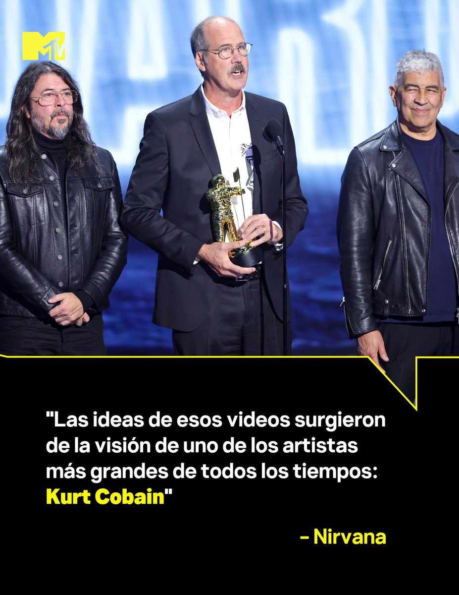 MTVSur's tweet photo. Un reconocimiento que emociona y que nos lleva directo a una de las voces que cambió la música para siempre. 🖤

Nirvana recibió el Video Vanguard Award en los #VMAs, celebrando un legado que sigue más vivo que nunca. Y, aunque Kurt Cobain ya no esté, su música y su huella siguen hablando por él. 🥹✨