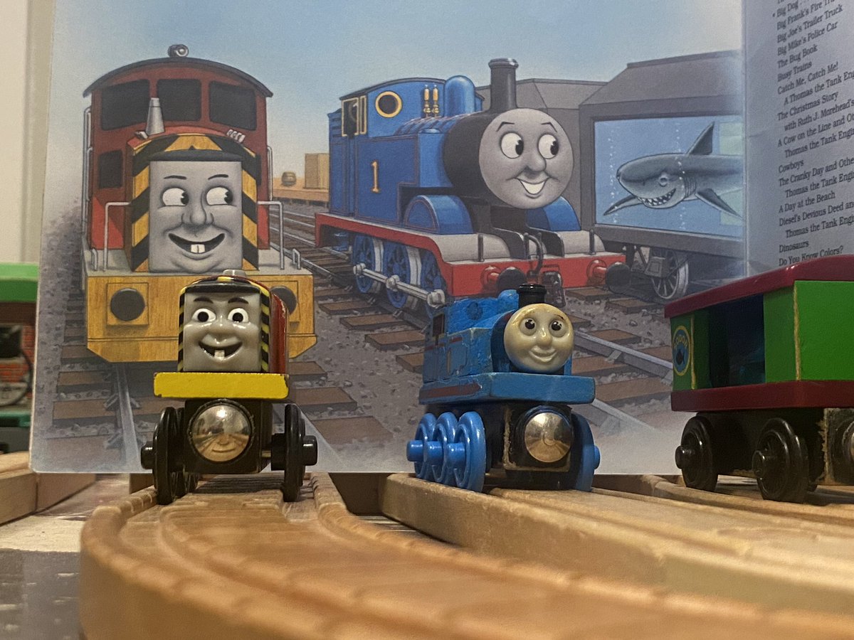 DevinTTTE's tweet photo. Down by the Docks 🐟 🛥️ #thomasthetankengine #saltythedocksidediesel #thomaswoodenrailway #thomasfan #downbythedocks https://t.co/LN4jJZHBQY