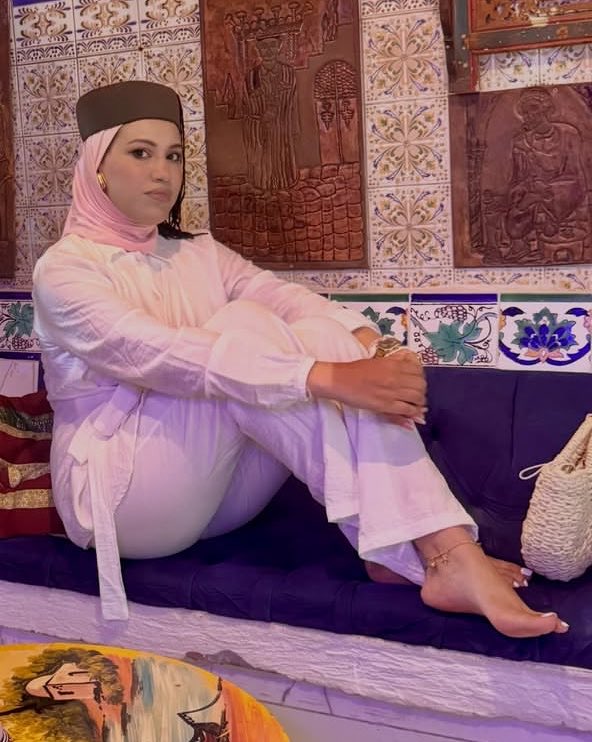 tunisiancuck's tweet photo. مهما كانت قيمتك و ثقافتك تبقى الدربوكة التونسية عبدة تحت زب جلادها الليبي، الجزائري، الخليجي، المصري و الأسود الإفريقي و داعسة على أهلها دعس و تاج على رووسهم. 🇹🇳👸🏻

حبيت او كرهت التونسية رح تديثك مع سيدك الليبي، سيدك الجزائري، سيدك المصري و الأسود الإفريقي بالرغم من أنهم يشتمونها و يهينوها الا أنها تراهم أرجل من أبناء بلدها الديوثين و الخاضعين تحت رجليها يدفعون أموالهم و هدايا مقابل انها توافق تتزوجهم لكنها تفضل تتناك من سائح مجانا دائما.