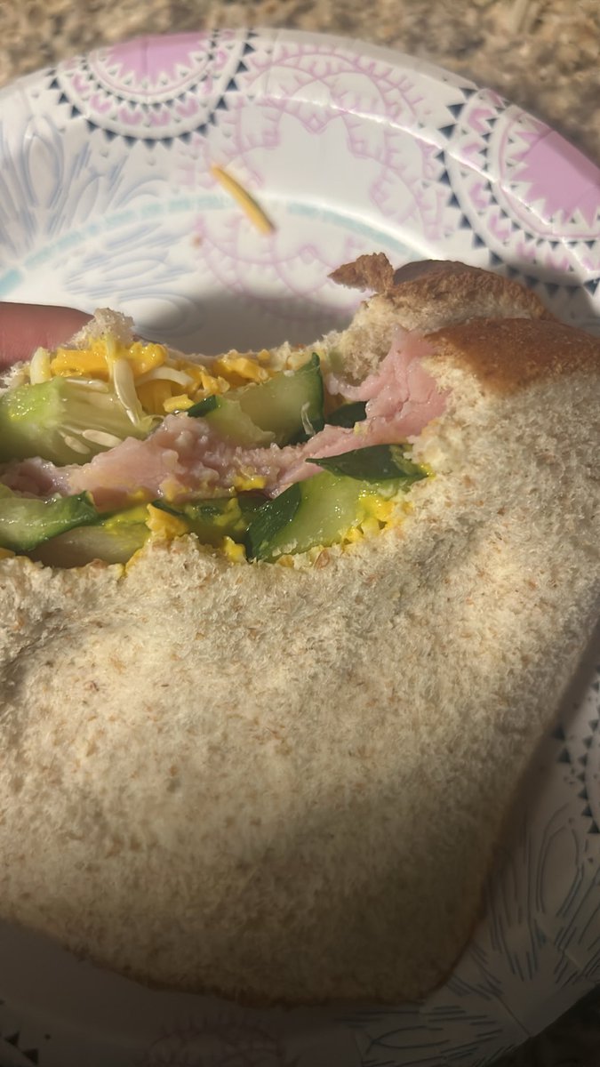 mangledzombi's tweet photo. Yes put cucumber instead of lettuce in the sandwich trust me https://t.co/xPeIMAclEH