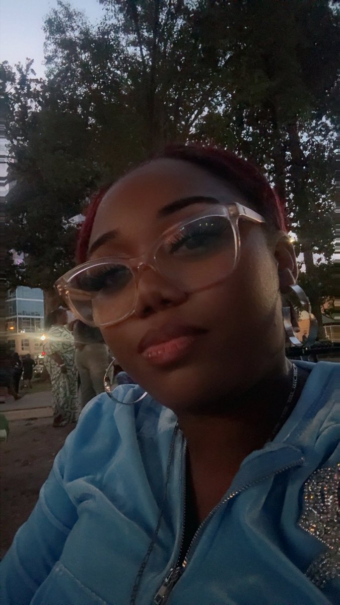 LILBIT_WORLD's tweet photo. She out today https://t.co/d7KunjpulS
