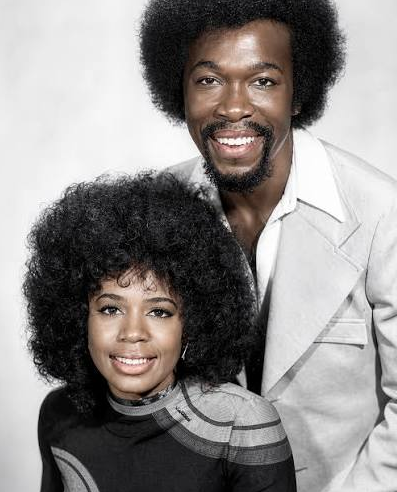covertitlan's tweet photo. Esta semana rendimos homenaje a #NickolasAshford y #ValerieSimpson, el legendario dúo detrás de algunas de las más grandes canciones del soul y el R&amp;B, como compositores, productores e intérpretes.
📻 Martes, 8 pm, por @HorizonteJazz 107.9 FM https://t.co/msjIBtStgq