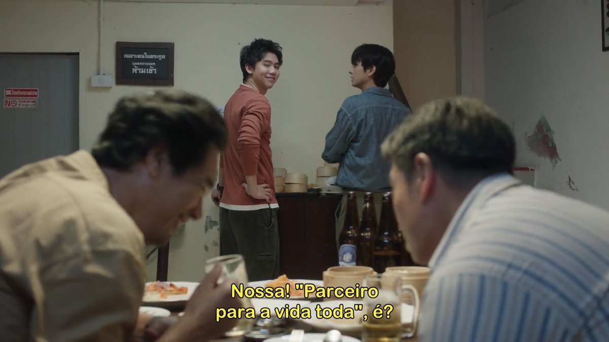 thvsafe_'s tweet photo. Quem iria imaginar que no fim esses dois iriam sentar numa mesa, tomar uns goró, ficar bebados e se dizendo ser “melhores amigos” KKKKKK
eu sou o Kong vendo essa cena 😂

#MatchPointSeriesFinalEP https://t.co/ubiGjPyg6s