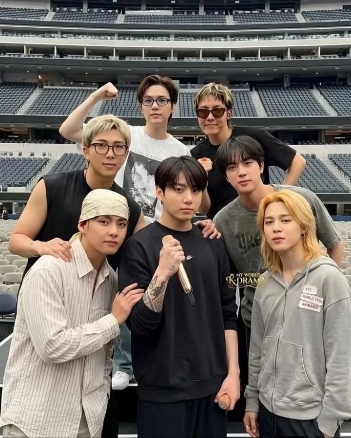 cherrylvsss's tweet photo. 🧵 | ABRO HILO DE POR QUÉ CONSIDERO QUE PANAMÁ SÍ ES APTO PARA RECIBIR UN CONCIERTO DE BTS EN DADO CASO DE QUÉ ELLOS SACARAN FECHAS PARA C.A (centroamérica) 🇵🇦💜 https://t.co/N2p8yjQsB7