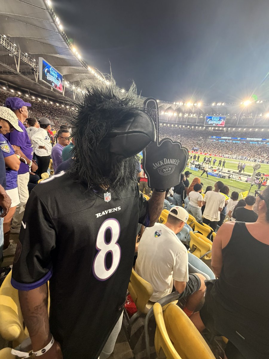 wanskieee's tweet photo. RAVENS BITCH 🐦‍⬛😈 #NFLRioGAME https://t.co/9KpoAFq3Ci