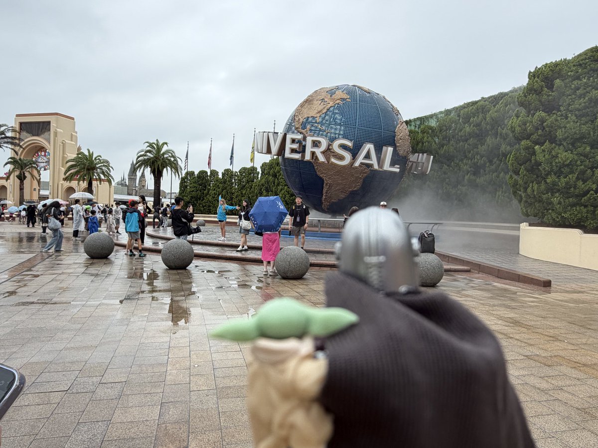 pooooo_3_4's tweet photo. マンダロリアンはユニバに行く🌎 https://t.co/wc9VkrL7rv