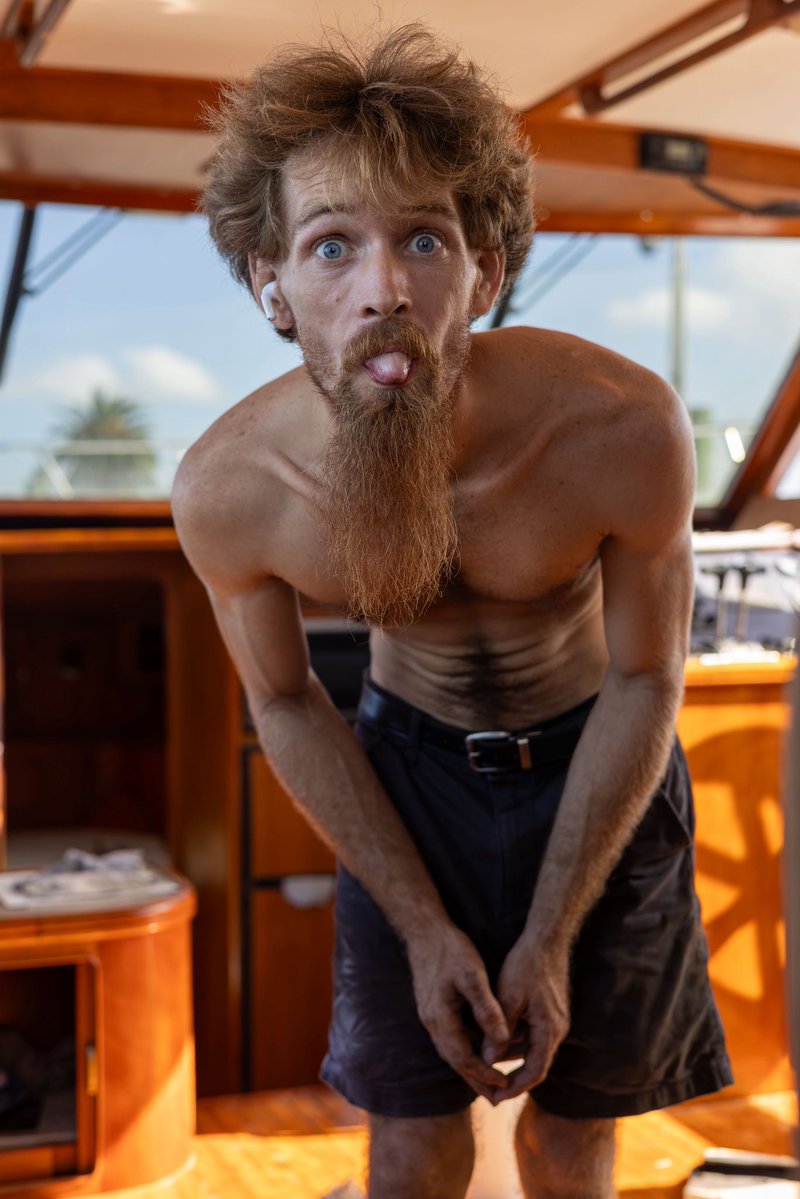 Jason_Pichot's tweet photo. What world do you really want to live in?
Because for me, it's one filled with love, family, creativity, learning, hard-work, dedication, commitment, and not giving a fuck 😘 this is how I see the world.🌎 
stay weird 🤪 https://t.co/H0kQ8B9RW4
