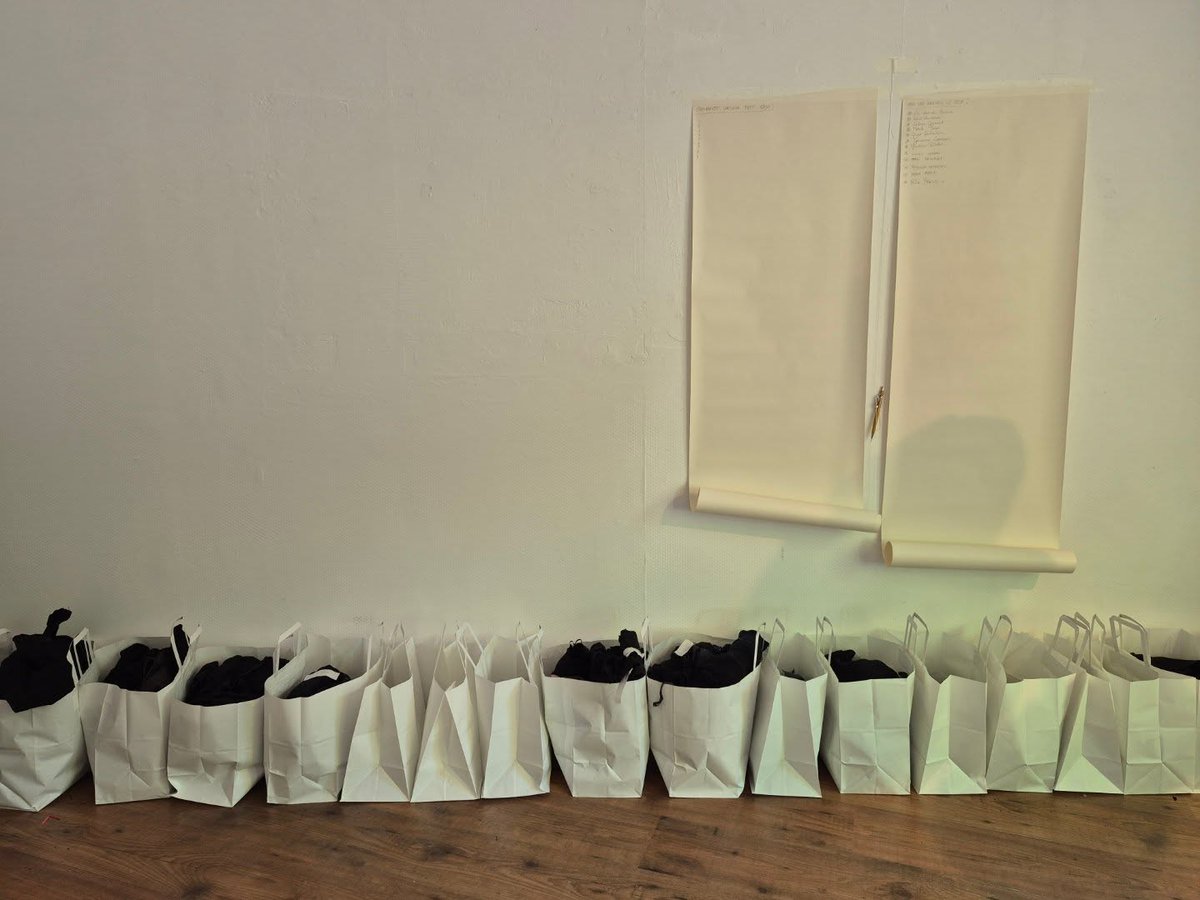 hazelmitchelll4's tweet photo. -SWITCH

@vandaele_kim and @celine. geeraert invite you to sew with them on their entities. During the KUNST/DEEL exhibition in November, we’ll continue sewing and build an installation together. See the last photo for more information. More https://t.co/BZE6KKZLgl