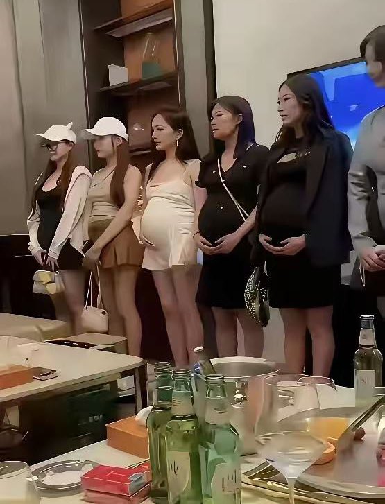 skdmty's tweet photo. 卧槽！！！！
卧槽！！！！！！
这是什么奇葩局 ? ? ? https://t.co/KO3z3gGxbF