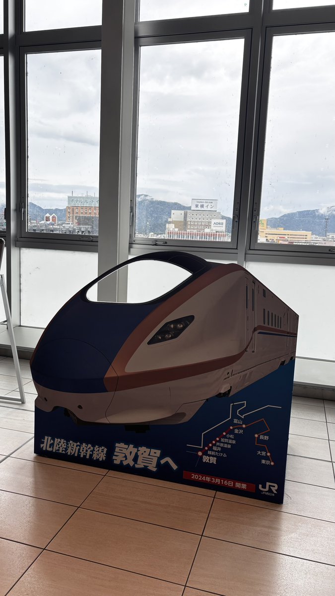 tuntui77's tweet photo. 敦賀にて乗り換えです。 https://t.co/fuZlK8GhNq