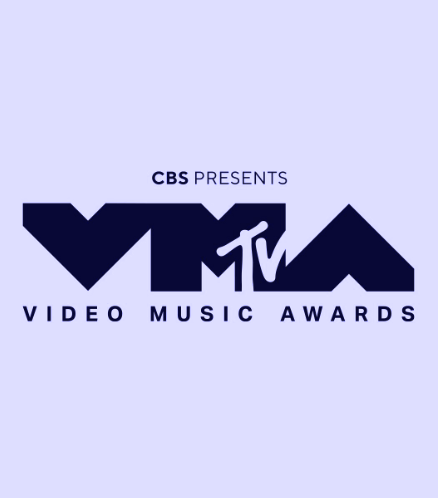 AboutMusicYT's tweet photo. Lisa extends her record as the most awarded kpop soloist in VMAs history, with 4 wins. https://t.co/r2Zv7tUewS