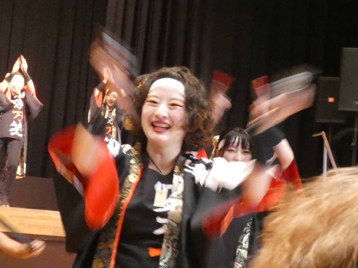 ebichan6pei's tweet photo. 大乱舞in白老より
一祭万笑 https://t.co/ah2FrPL0SU