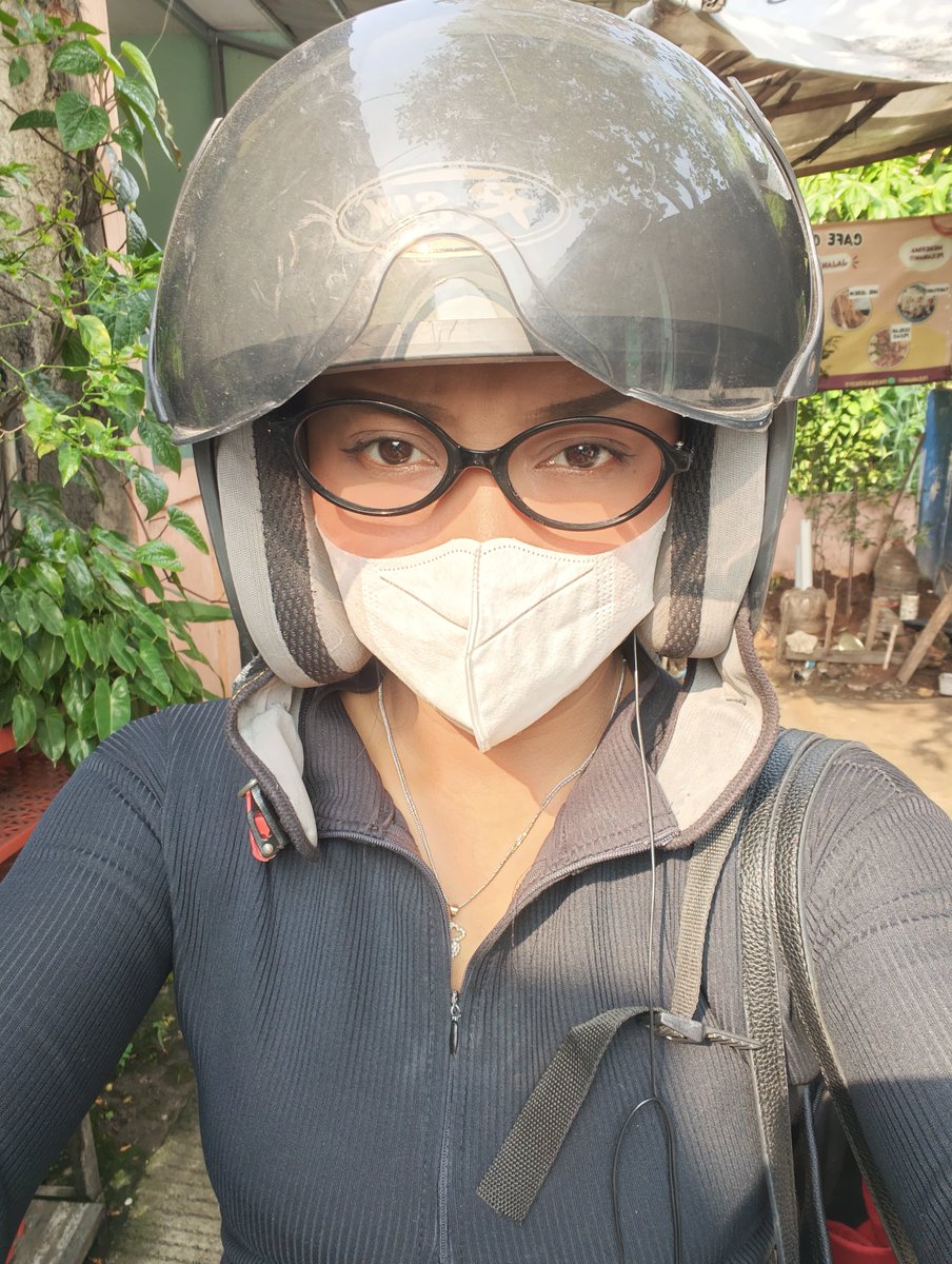 sasshimi's tweet photo. Pagi-pagi gue pengen nelen orang. https://t.co/BYM5OJqABp