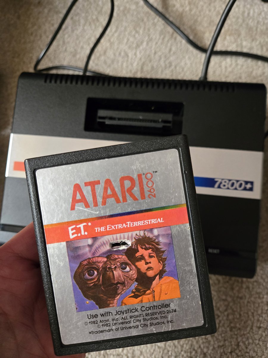 CYBRSOLDR1's tweet photo. @im_mechecheche I still own this. Got it for Christmas when it came out https://t.co/nUWiu891NO
