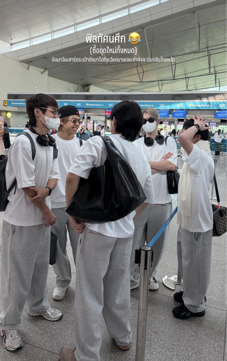 w_kittyjay's tweet photo. วงที่ชั้นติ่ง 😅😅

น้องดรีมนัดกันแต่ง
ไลแคนไม่ได้นัดแต่กระเป๋าไม่ตามมา

น่ารักอะ เป็นเด็กแฝด น้องดรีมแฝด7 ไลแคนแฝด5 🫳🏻🫳🏻🫳🏻🫳🏻🫳🏻🫳🏻🫳🏻🫳🏻 https://t.co/Rw1LEwilBM