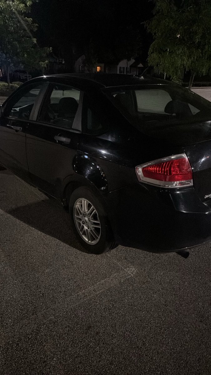 ScottB375469742's tweet photo. After my beloved minivan passed, I sincerely hoped for a model three and model Y used however I am extremely grateful for this gift from Michigan because it’s a little cold for an old guy like me to be standing out in the bus stop😃 https://t.co/tjPzWOBU3x