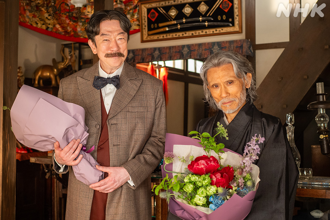 asadora_nhk's tweet photo. ＼#風薫るクランクアップ／
【 💐坂東彌十郎さん 💐片岡鶴太郎さん 
💐仲間由紀恵さん 💐円城寺あやさん】

坂東彌十郎さんと片岡鶴太郎さんはそろってクランクアップ。仲間由紀恵さんは夫婦のシーン、夫役の谷田歩さんは翌日クランクアップ。

👇見逃し配信
https://t.co/4YaKyEc2sm

#朝ドラ #風薫る https://t.co/8Z4sidkopN