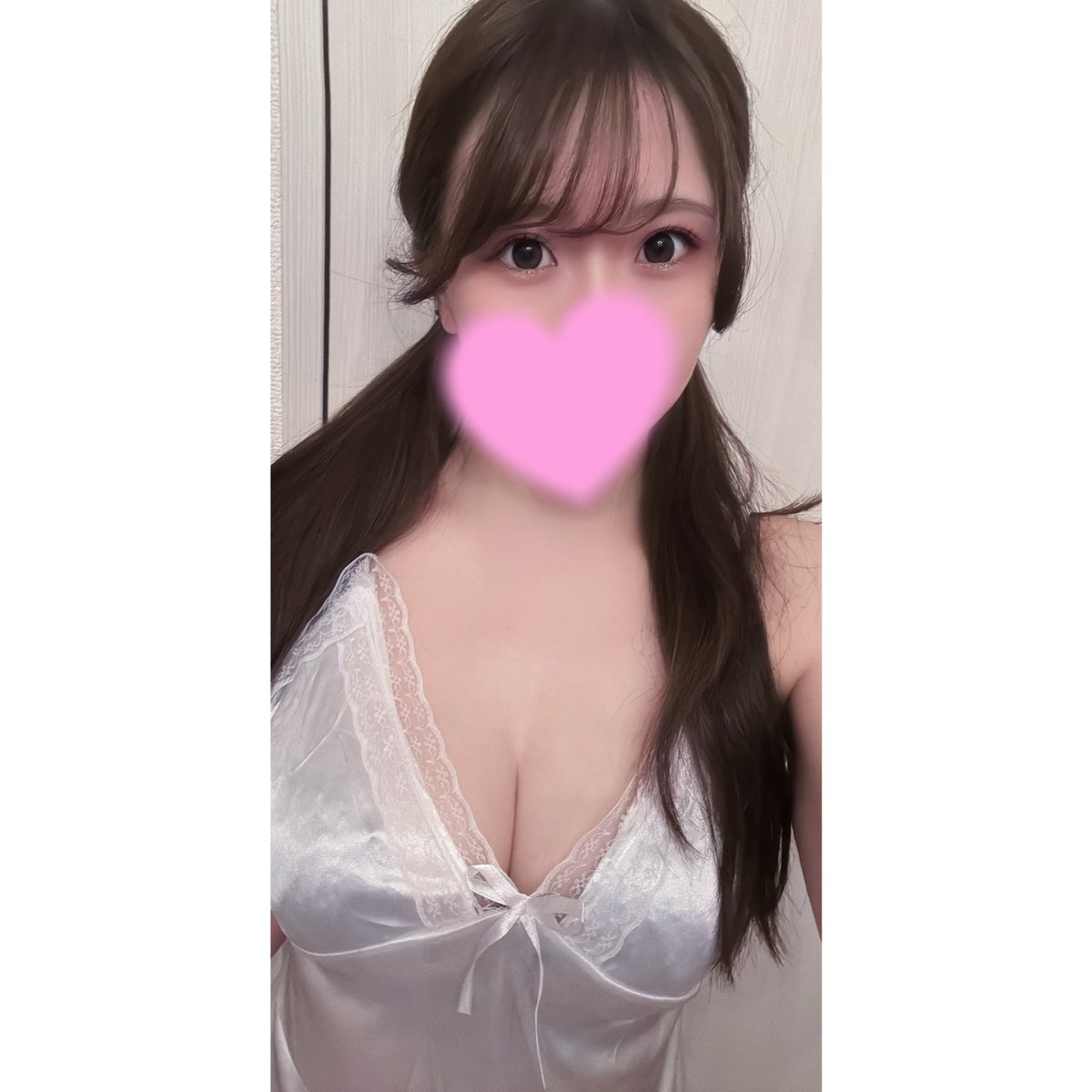 Kanade_Room2's tweet photo. 出勤しました૮ .  ̫ . ა
最近涼しくてどんどん秋に近づいてる感じ🍁🍂秋は���味しいものがたくさんあるからだいすきな季節🫶
みんなはどの季節好き❔

18:00までいます💖 https://t.co/5CnMOA5g6R