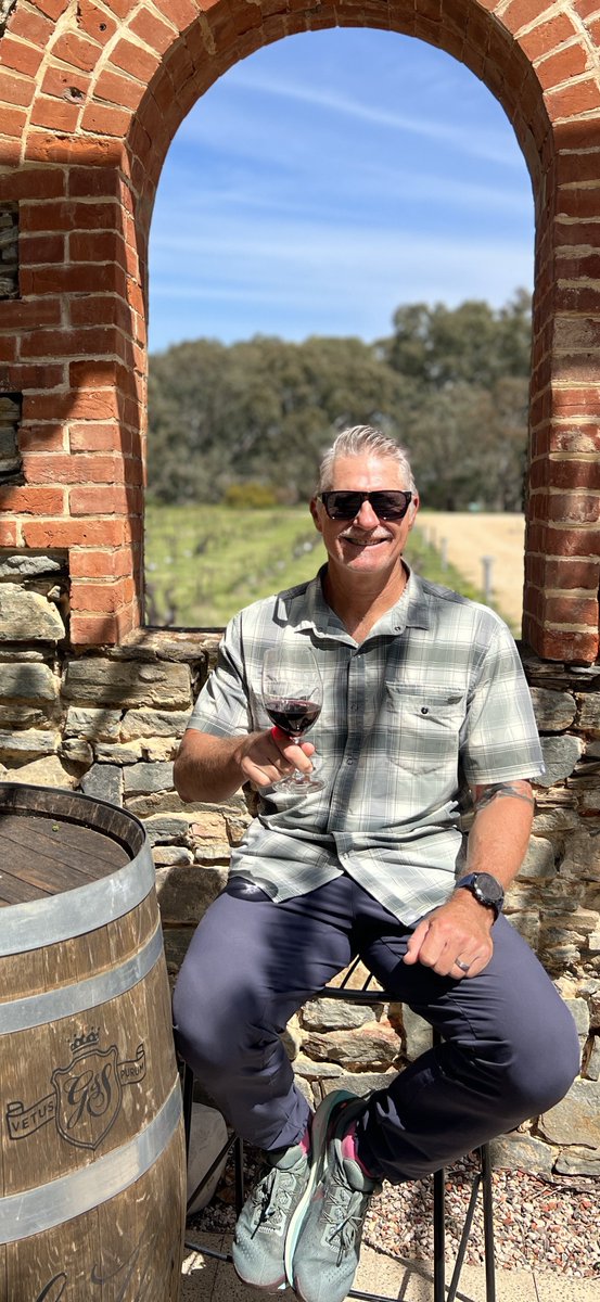 andyritchie3's tweet photo. Lunch time GSM in the Barossa 🍷
#StHugo https://t.co/tqwD7hGb1p