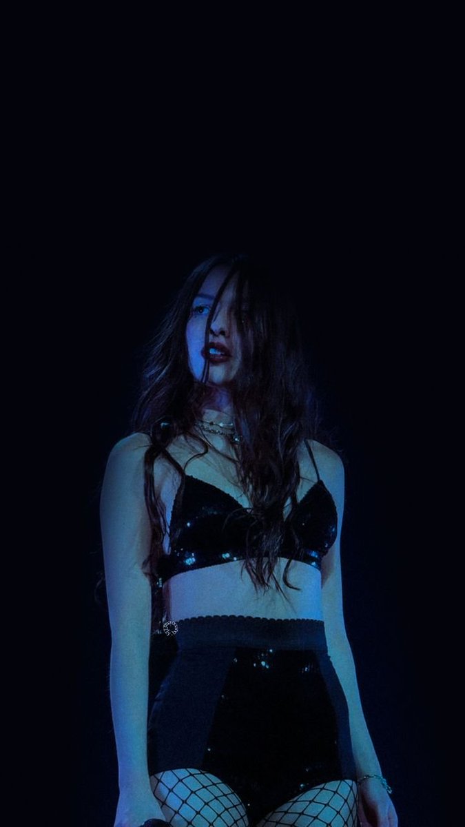 celebcultured_'s tweet photo. Such outfits of Olivia Rodrigo stunning look at Unraveled In Hartford

#OliviaRodrigo #TheUnraveledTour #UnraveledInHartford https://t.co/wpaBAj9Y4s