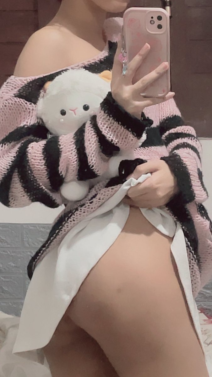 kurolakkuma's tweet photo. 🎀⠀⠀. . .⠀꒰ moothunt ꒱

⠀⠀⠀ :¨ ·.· ¨:⠀kuro's nsfwtwt intro
⠀  ⠀⠀`· .  latinoノsweetheart ノ21 .ᐟ
⠀⠀⁺　.⠀strawberry trans femboy⠀⌒₊˚ ❤︎ ⠀ 
⠀⠀⠀⠀⠀⠀⠀⠀heノhim .
⠀︵⠀oldermen lover  .ᐟ  dm for menu

⠀⠀⠀⠀♡ &amp; ↻ = moots (selective) 🍟 https://t.co/OQwZIzj4J0