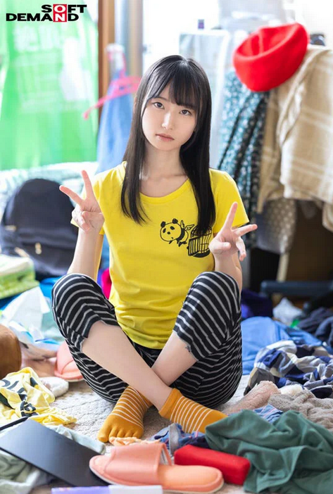 Meryglrr's tweet photo. とんでもない逸材がデビュー https://t.co/nKFlIVA18Z