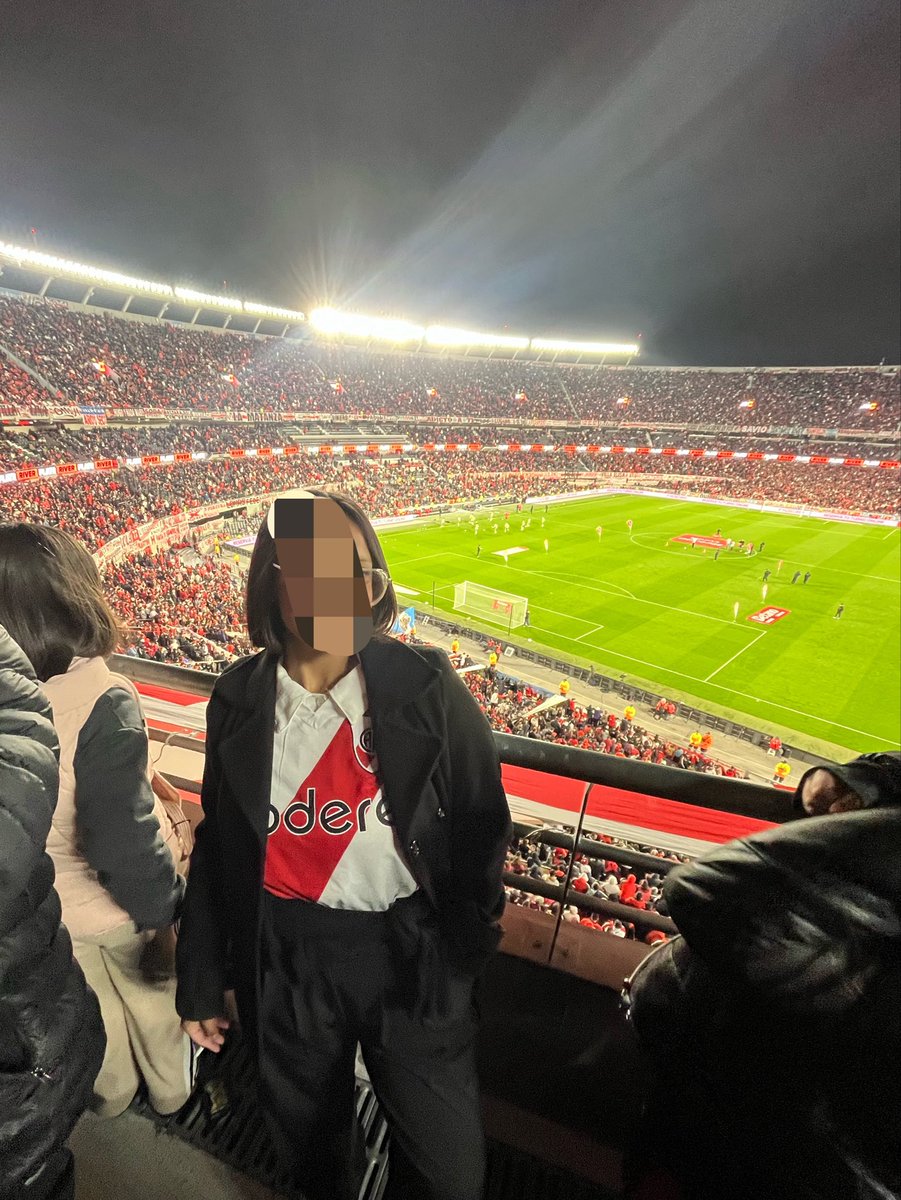 camilcarp's tweet photo. FELIZ DIA DEL HINCHA DE RIVER.
gracias a Dios y a mi viejo por hacerme del club mas grande. ❤️ https://t.co/g0ORIc5KJH