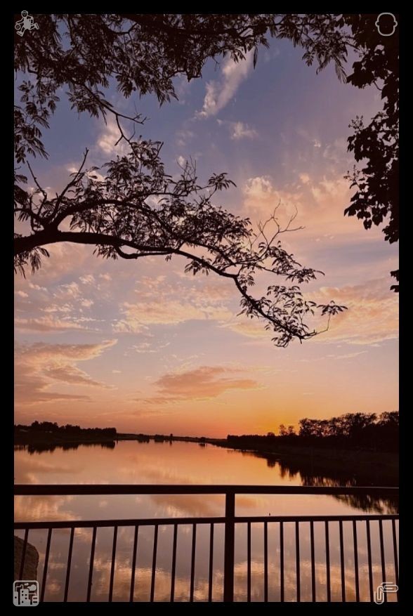 daggupatimahes6's tweet photo. 💊Slow down, breathe, and appreciate the beauty of ordinary days.Learn to stay away from lazy negative crowds. Stay close to forward-moving people, and their positive energy will constantly push you to grow into a more outstanding version of yourself. https://t.co/wIkkaY1L90