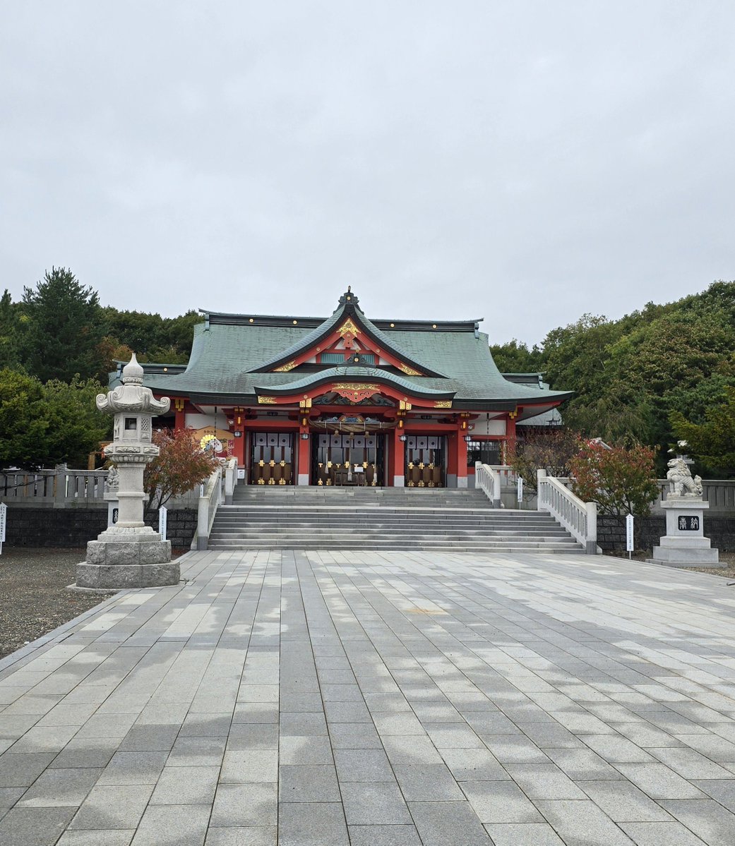 contento_a___'s tweet photo. 天気イマイチだけど
久々の樽前山神社 https://t.co/kECC4RLc4e
