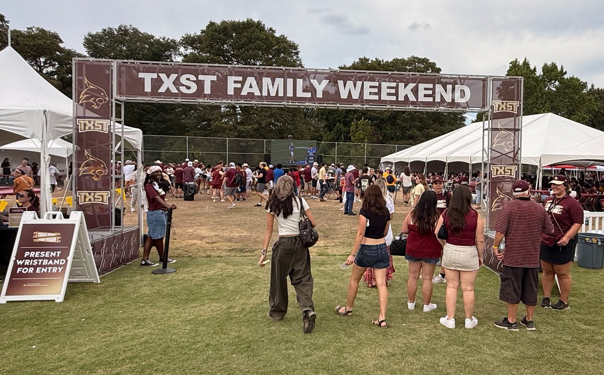 kdamp's tweet photo. Then, it was back over to Boko’s Backyard to check in on the tailgate action. It’s getting better every week as @txstatealumni and @txst students figure things out. In the shade, live music, so much space, closers to the stadium, off the pavement… so many wins. Still hot! Ha🐾⭐️ https://t.co/dmtXS4fBEe