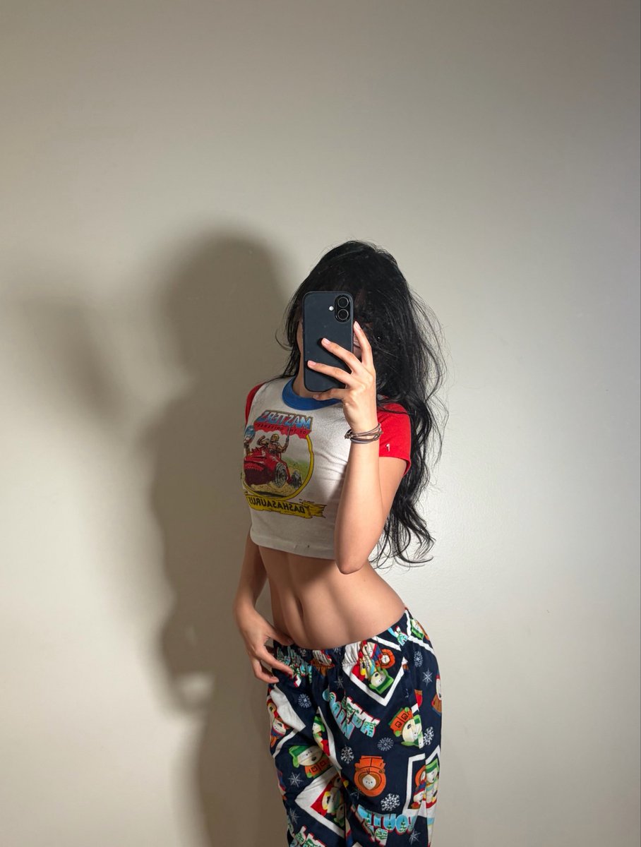 dracuinaxo's tweet photo. chillin in the south park jammies fo today https://t.co/c0aRUXebqE