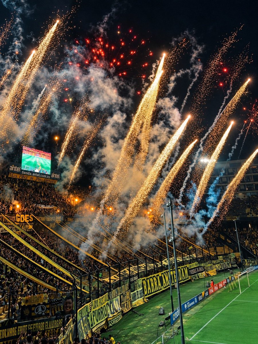 cap_glorioso's tweet photo. #135AñosDeGloria  🥂 https://t.co/yG5xX6q1zE