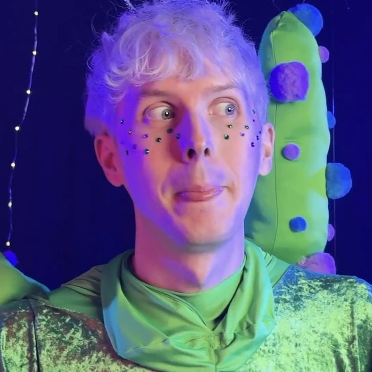 idkmxgxn's tweet photo. i just really love blep phil https://t.co/QYSpJfmnfp